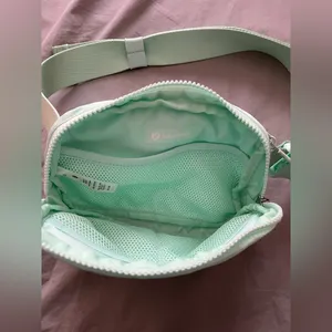 Lululemon mint green Everywhere belt bag 1L thumbnail 6