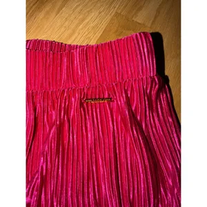 Marc New York Andrew Marc Magenta Pink Pleated Wide Leg Culotte Pants Womens M thumbnail 4