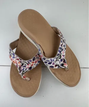Vionic‎ Aloe Floral Thong Sandals Womens Size 7 Supportive Comfort Orthotic thumbnail 1