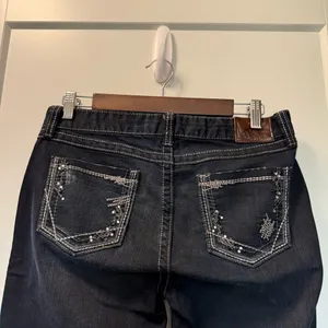 BKE Brie Flared Bootcut Trouser Style Jean Dark Wash Sequin Detail High Waist 28 thumbnail 7