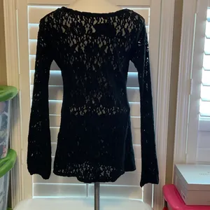 Twisted Black Lace Women's Blouse thumbnail 4