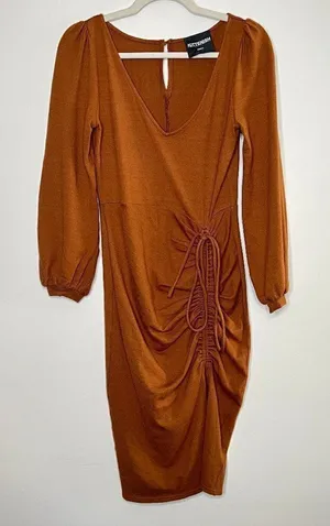 Kittenish Tie Scrunch Front‎ Midi Sweater Dress V Neck Long Sleeve Keyhole Back thumbnail 1