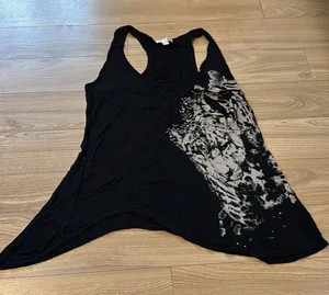 Romeo and Juliet Couture Black Flowy Tank‎ Top Size Large thumbnail 1