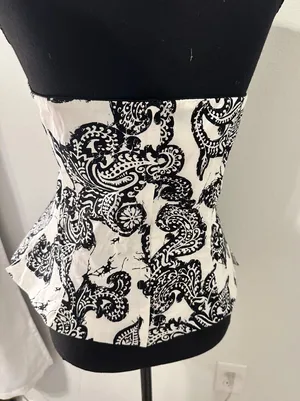 White House Black Market Corset Top Black White thumbnail 3