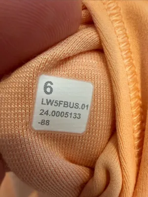 Lululemon Athletica Align™ High-Rise Pant 25" in Peach Orange Size 6 - C53-049 thumbnail 3
