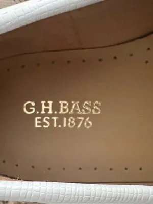 G.H. Bass Whitney Weejuns Penny Loafers Cream Textured Leather NWOB Women’s 8.5 thumbnail 6