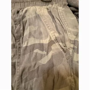 Jogger Pants Womens XS Green Gray Camo Elastic Waist Pockets thumbnail 3