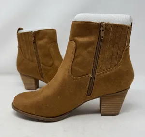 DV By Dolce Vita Caitie Bootie Women's 9 Brown Ankle Faux Suede thumbnail 1