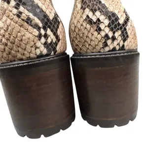 Vince Camuto Gaviana Combat Boots 7 Leather Shortbread Desert Python Lug Sole thumbnail 11