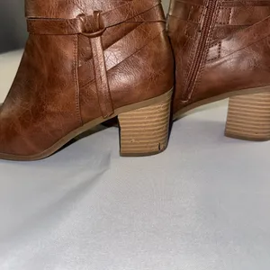 Frye & Co - Indiana Heeled Stacked Leather Ankle Boots Brown Women's Size 8M New thumbnail 10