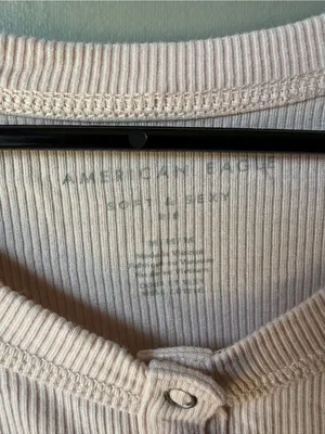 American Eagle Soft & Sexy Pink Ribbed Henley Top Size Medium thumbnail 2