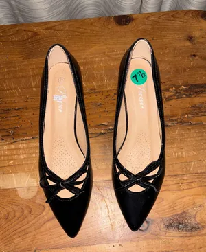 Forever Black Pointed Toe Heels with Criss-Cross Detail, Sz 7.5 thumbnail 1