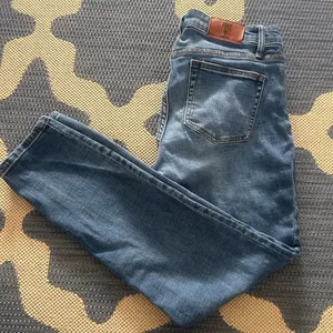 Women's Frye straight leg jeans thumbnail 1
