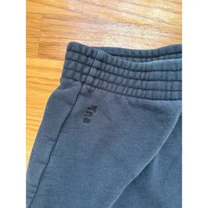 Tna Aritzia Cozy Fleece Shorts Dark Gray Charcoal Small Mid Rise Athletic Lounge thumbnail 3