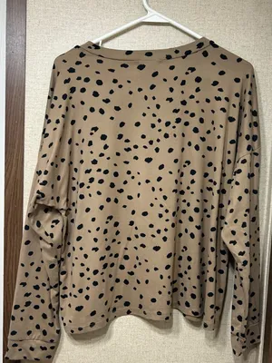 entro Tan Crewneck Sweater with Black Spot Print thumbnail 3