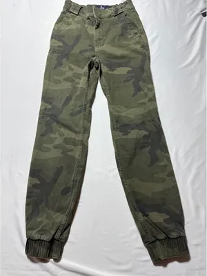 Hollister Ultra High-Rise Camo Joggers - Sneak in Style! thumbnail 1