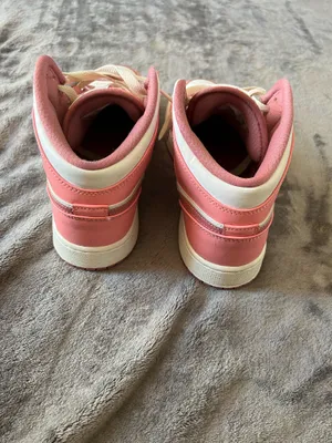 Nike Jordan 1 Mid thumbnail 3