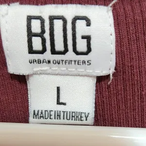 BDG Urban Outfitters Red Colorblock Lettuce Trim Ribbed T-Shirt Crop Top Large thumbnail 9