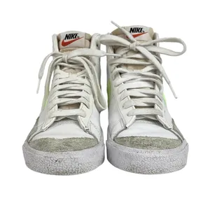 Nike Blazer Mid 77 White Lace Up Leather Trainers Walking Sneakers Shoes Sz 6.5 thumbnail 2