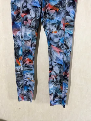 Lululemon Fast and Free High-Rise Tight 25" in Luminescent Floral Multi 10 thumbnail 5