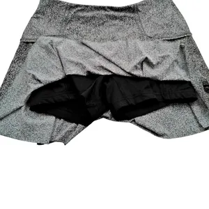 Lululemon Lost In Pace 13” Skirt Skort Salt Alpine White Black Size 4 thumbnail 4