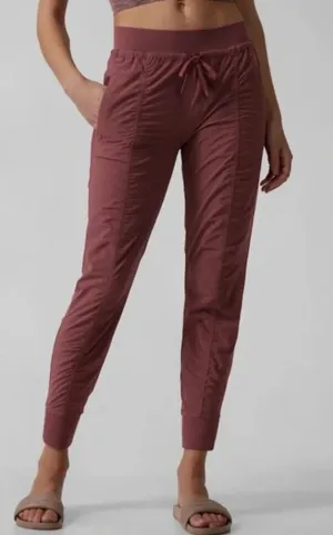 Athleta Attitude II Pant Jogger Tapered Mid Rise Mauve Athleisure Casual Size 8 thumbnail 1