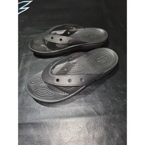 Crocs‎ Black Thong Sandals Womens 5 Mens 3 thumbnail 3