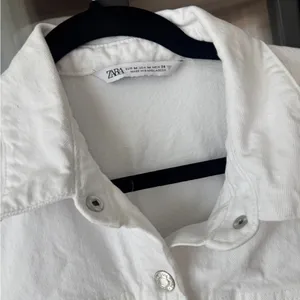 Zara denim playsuit romper button up utility short sleeves white cream collar thumbnail 4