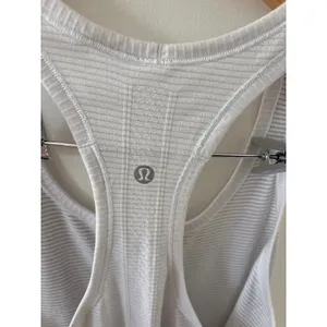 Lululemon Swiftly Tech Racerback Tank Top 2.0 White Silver Stripe Size 8 thumbnail 3