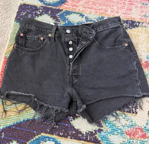 Levi’s 501 Shorts thumbnail 1