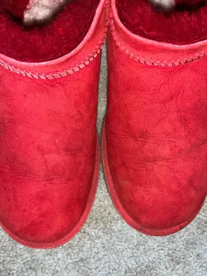 UGG Red size 6.5-7 women’s thumbnail 6