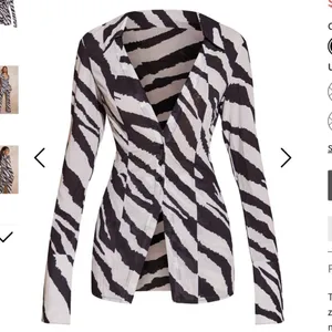 Pretty Little Thing- Black & White Zebra Stripe Button Down Top thumbnail 3