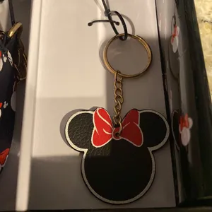 Minnie Mouse camera bag (purse) & key chain dangle thumbnail 3