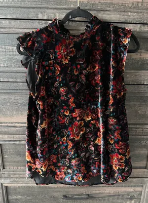 LOFT Black Multi Floral Velvet Ruffle Cap-Sleeve Blouse thumbnail 1