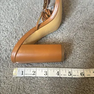 Women’s Liliana Mabel-17 Chunky Gold Tone Chain Lace Up Heel Size 7 NEW thumbnail 9