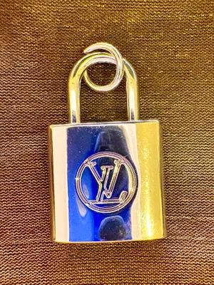 gold charm. Gold chain included. (Chain is unknown brand)Measurements a tad of 1cm L and W. So classy! Wear it as a necklace, a bracelet, purse or wallet charm, etc. thumbnail 5