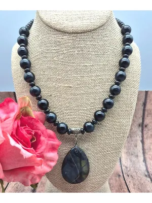 Black Glass Bead Collar Necklace Tigers Eye Faceted Teardrop Pendant Witchy Goth thumbnail 3