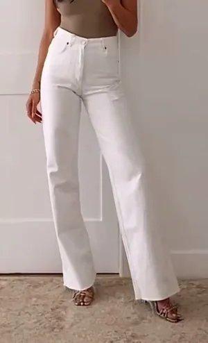 ZARA Jeans High-Rise Wide-Leg thumbnail 1