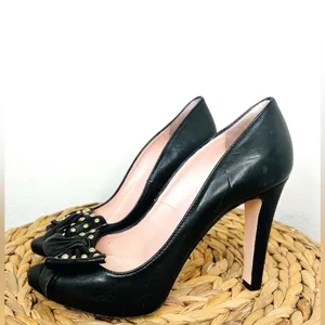 RED VALENTINO Heels Black Leather Peep Toe Pumps Gold Studded Bow Heeled Shoes thumbnail 2