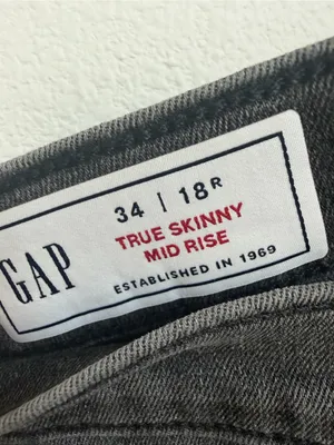 GAP Women's Black Washed Skinny Jeans with Button-Fly thumbnail 4