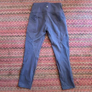 LULULEMON GREY CROP RUN ATHLETIC LEGGINGS thumbnail 5