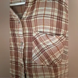 Free People Dusty Pink, Rust & Cream Soft Flannel Button Down Shirt. Relaxed Fit thumbnail 4