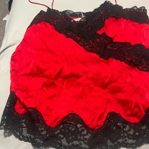 Alice +‎ Olivia Dorine Mock-Wrap Lace-Trim Silk Camisole Top size M thumbnail 7
