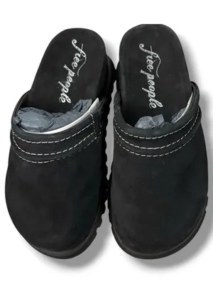 Free People Milo Everyday Mules in Black NIB NEW Suede Leather Chunky Size 7 thumbnail 1