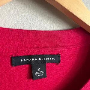 Banana Republic Y2K Hot Pink Fitted Button Cardigan Sweater Small thumbnail 3