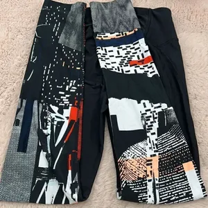 Under Armour size small black abstract print leggings thumbnail 6