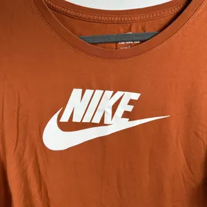 Nike Long Sleeve Graphic Logo Tee‎ Shirt Orange White Swoosh Women’s Size 1X thumbnail 5