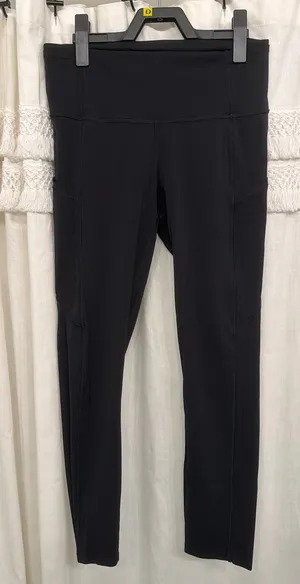 Lululemon Leggings Crop Black High-Rise thumbnail 1