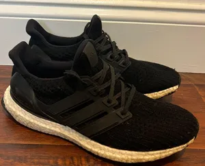 Adidas Black Ultraboost thumbnail 1