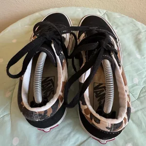 Vans Old Skool Black and Tan Camouflage Sneakers women’s size 6 thumbnail 8